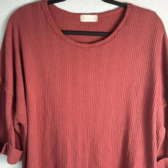 Altar’d State Cute and Comfy 3/4 Sleeve Top - Picture 3 of 7